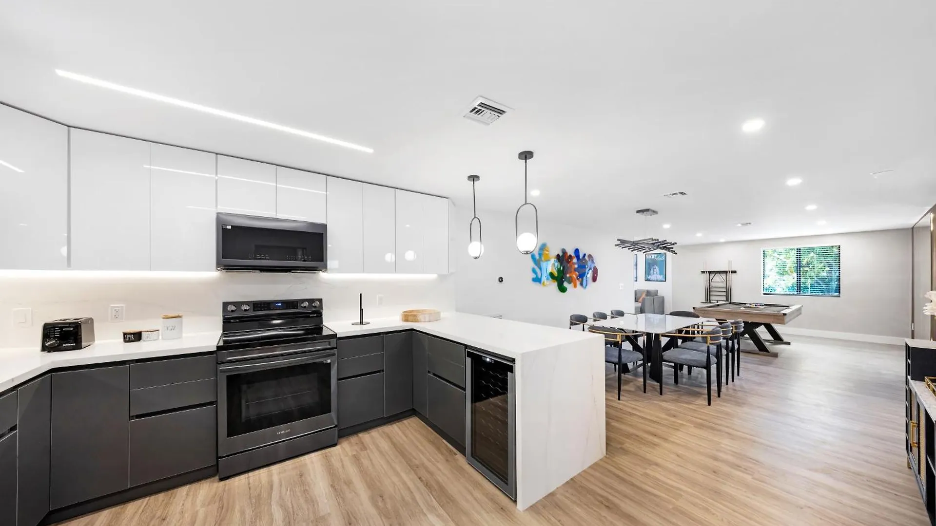 Design Dist Pool,hottub,billard Y Nespresso Miami