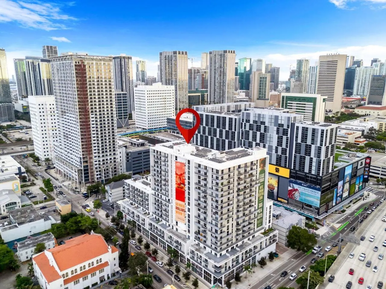 Family-friendly 3br Near Downtown With Parking Apartment *