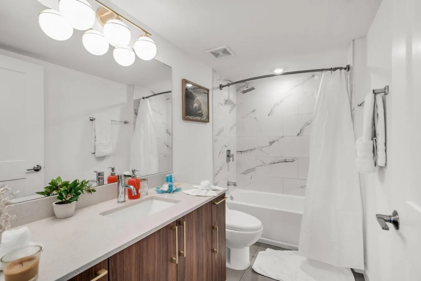 Family-friendly 3br Near Downtown With Parking * 迈阿密