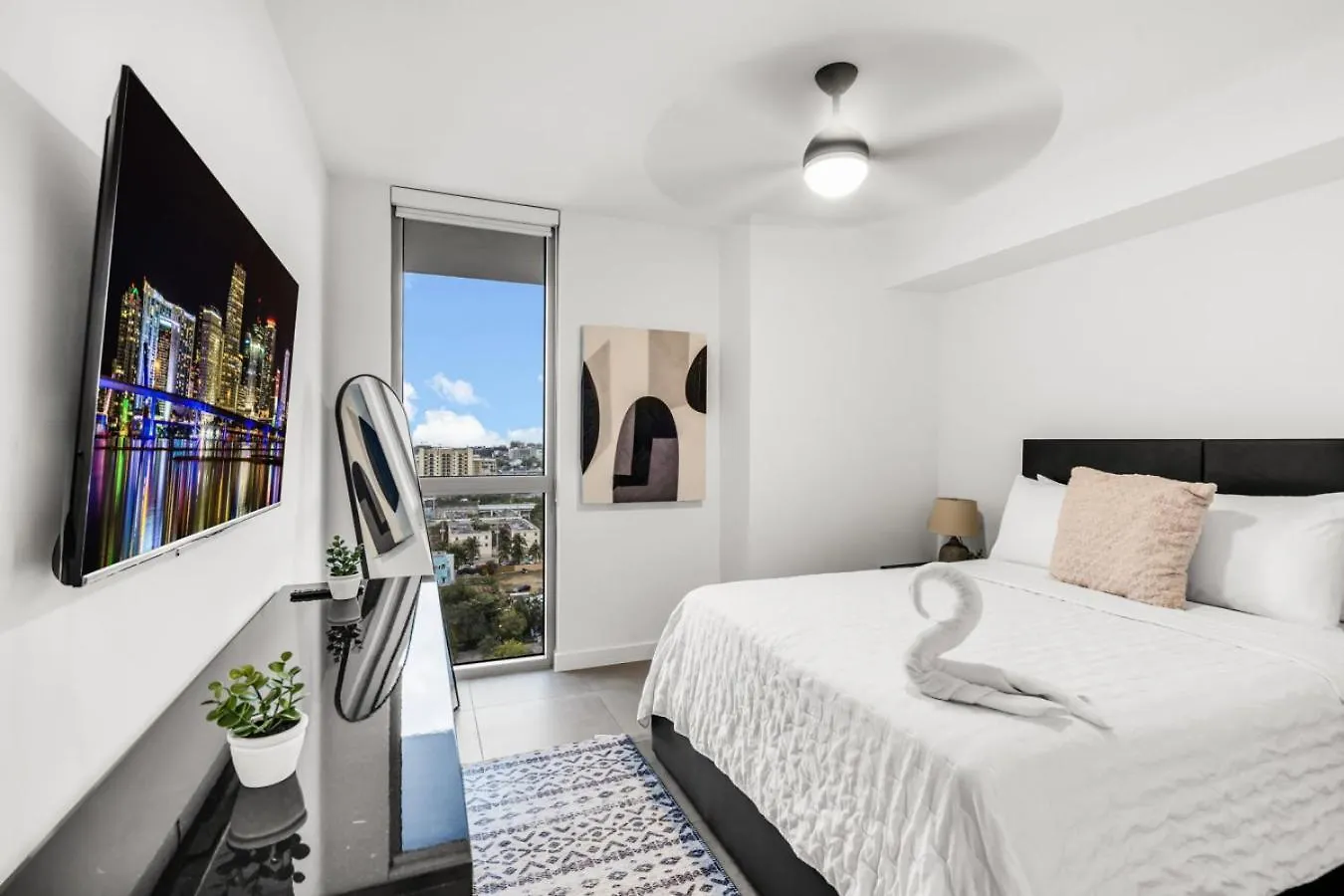 Apartment Family-friendly 3br Near Downtown With Parking