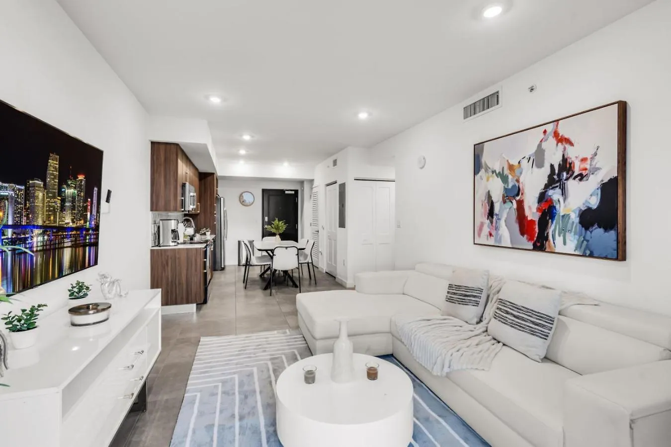 Family-friendly 3br Near Downtown With Parking Miami