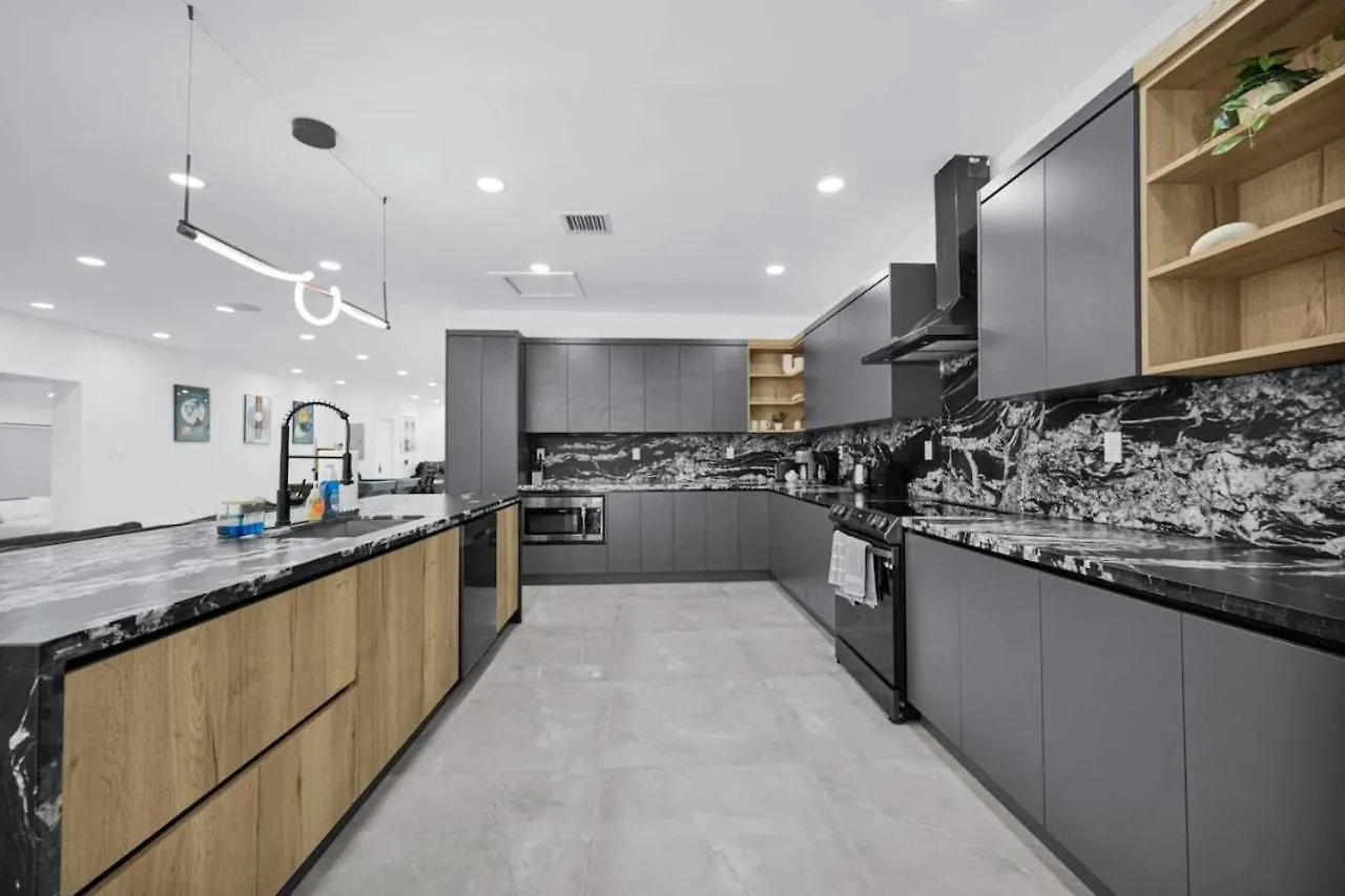 Lux Modern 4br With Pool Villa