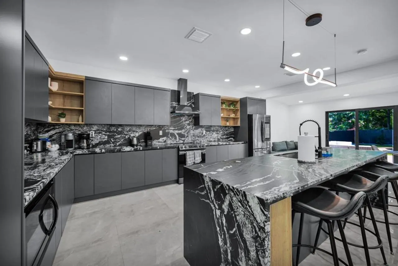 Lux Modern 4br With Pool Villa