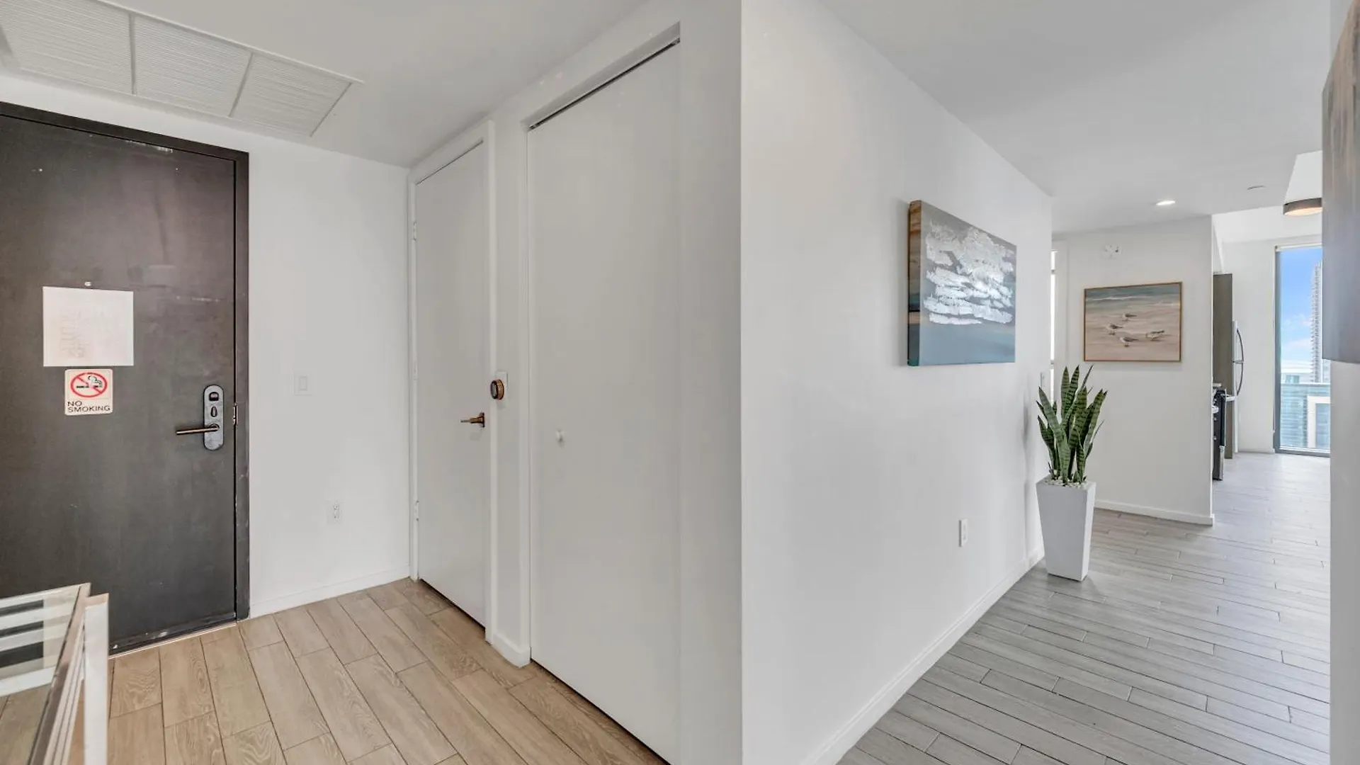 Great 3 Beds 3 Baths Downtown 아파트 마이애미