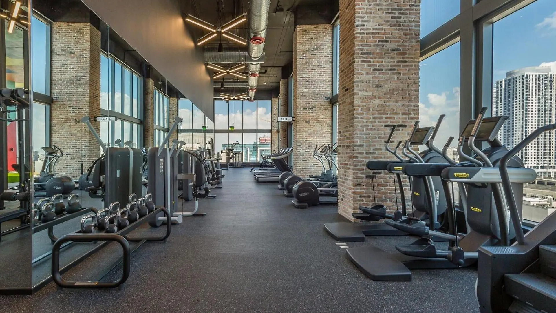 아파트 Great 3 Beds 3 Baths Downtown 마이애미