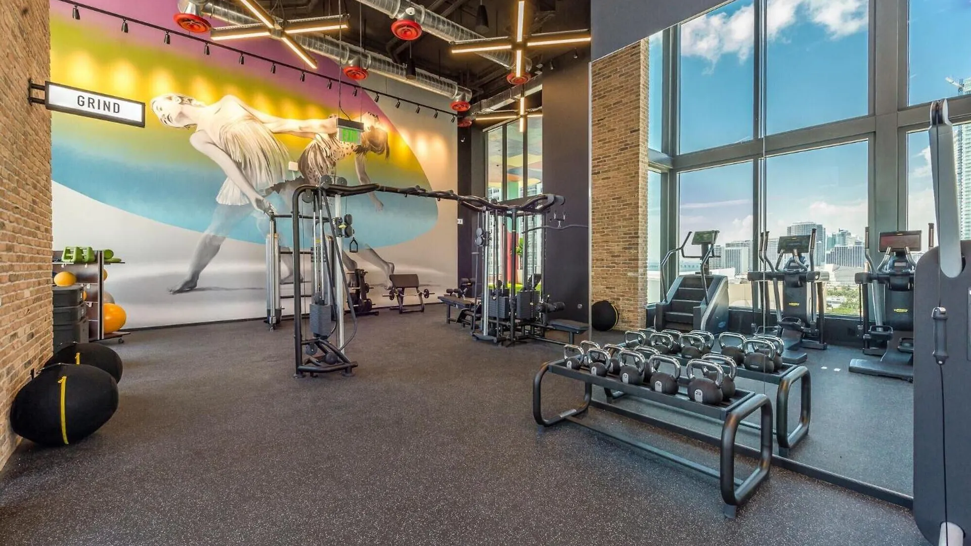 Great 3 Beds 3 Baths Downtown 마이애미