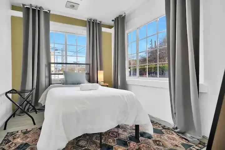 Chateau Pool, Hottub And Parking * Miami