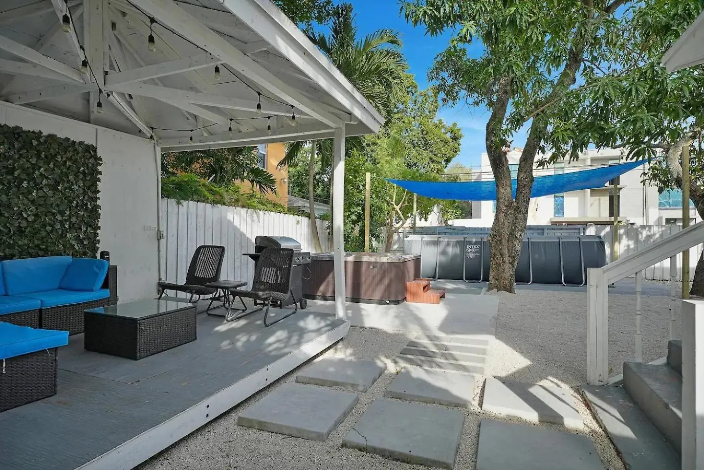 Chateau Pool, Hottub And Parking