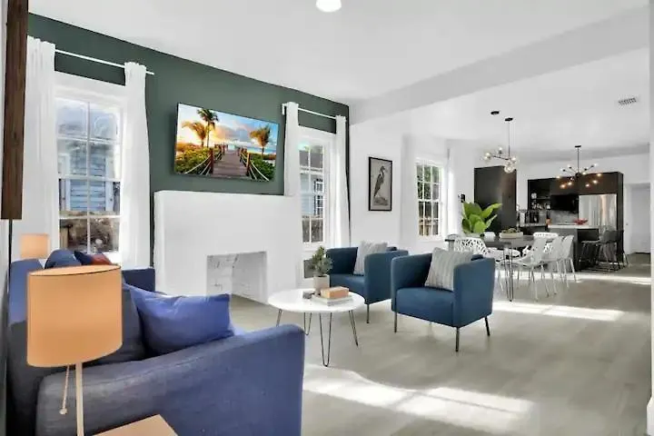 Chateau Pool, Hottub And Parking * Miami