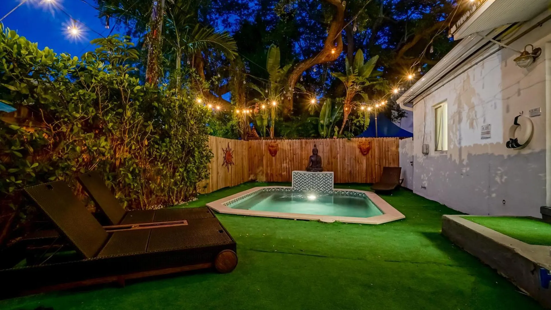 Buddha House Pool Big Yard Holiday home *
