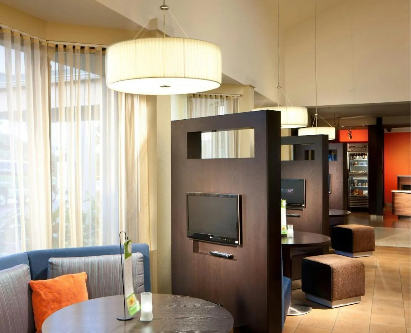 Courtyard Airport West Doral