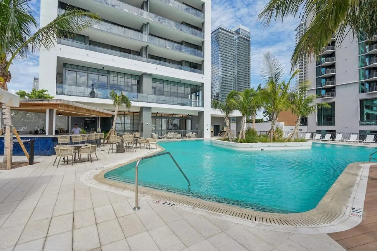 New Luxury Bay View Downtown *