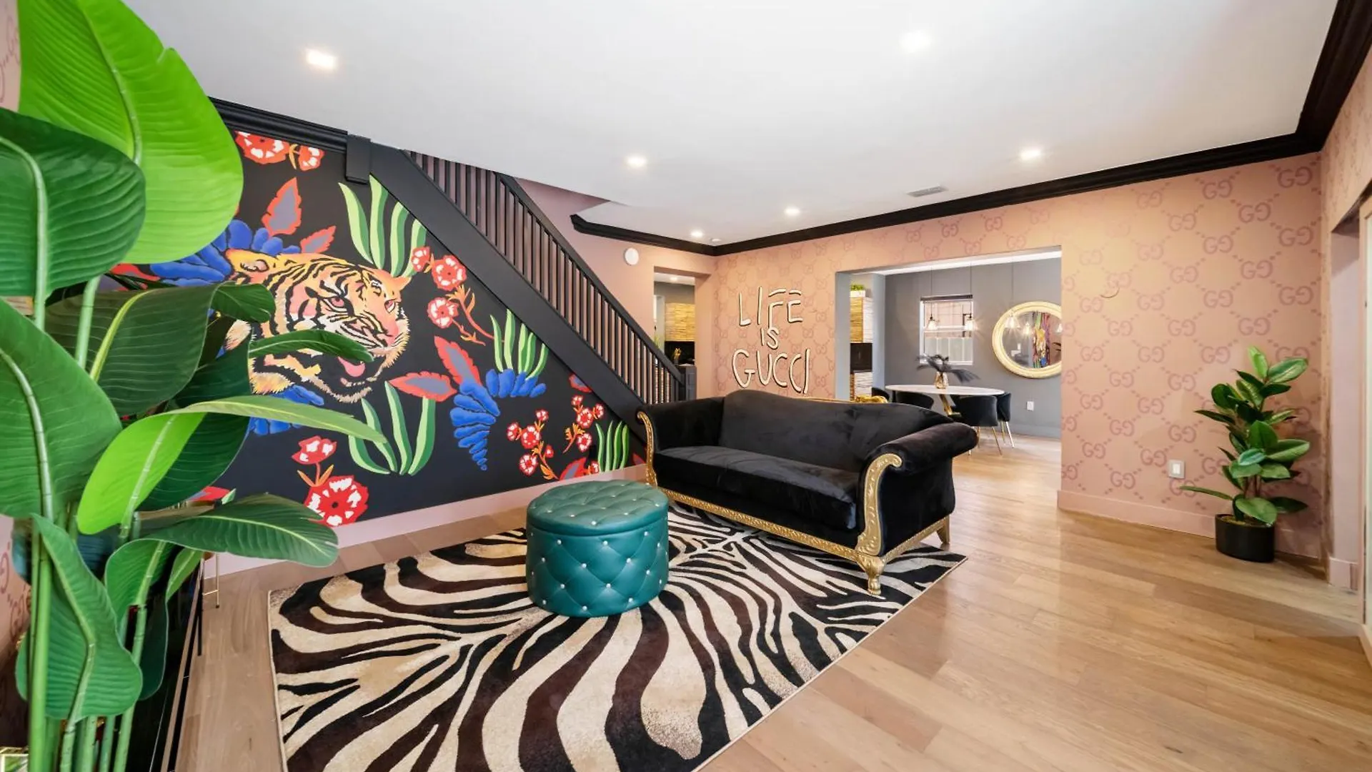 Gucci With Pool & Great Location Villa Miami