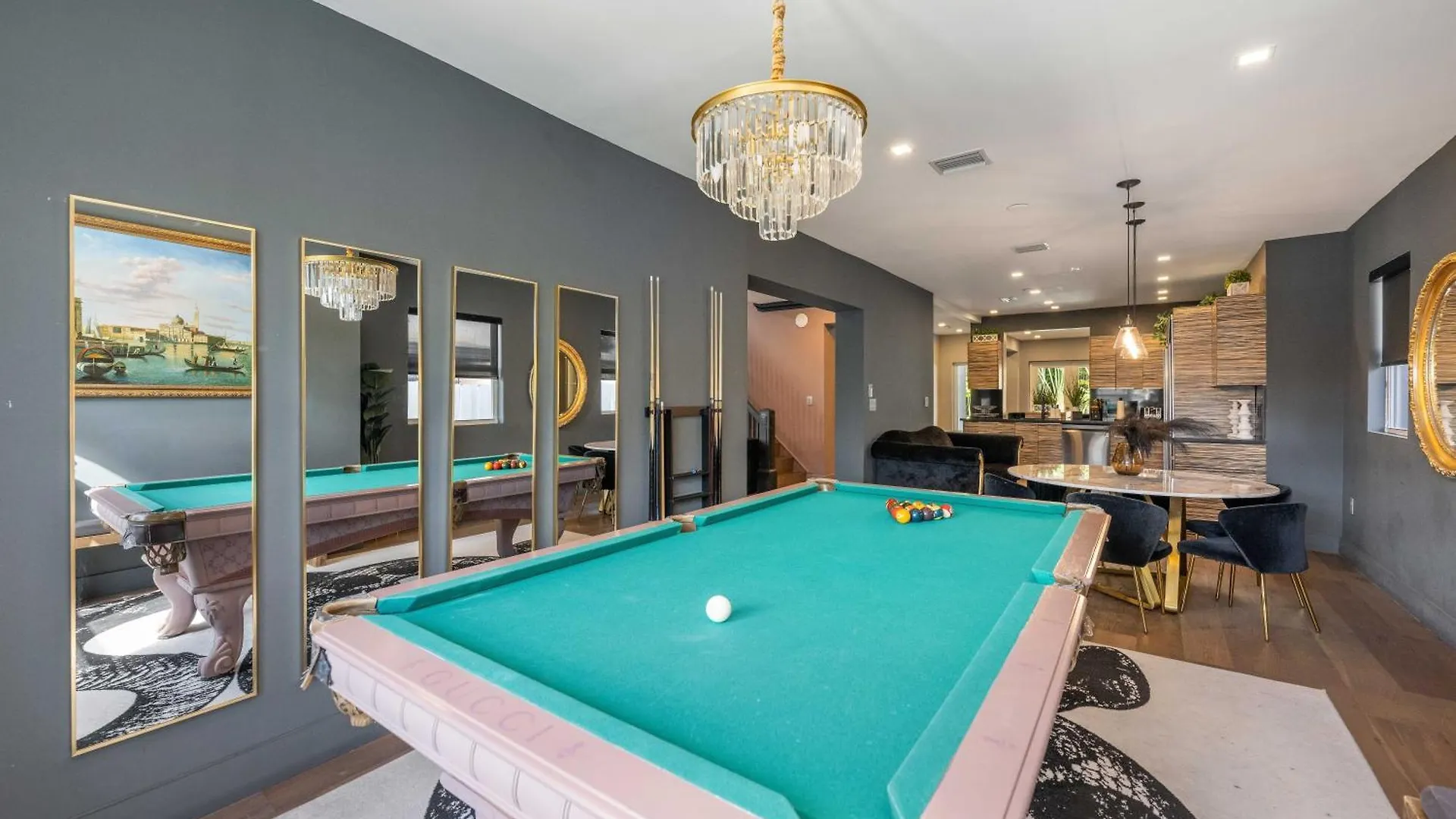 Gucci With Pool & Great Location *