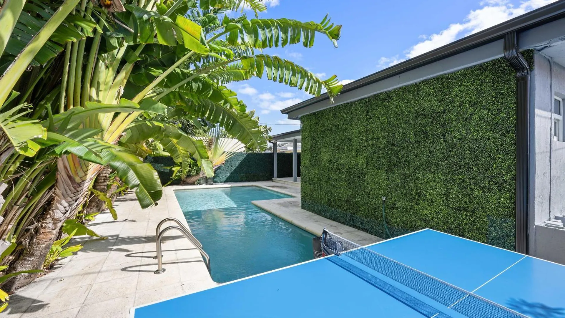 Gucci With Pool & Great Location Villa *