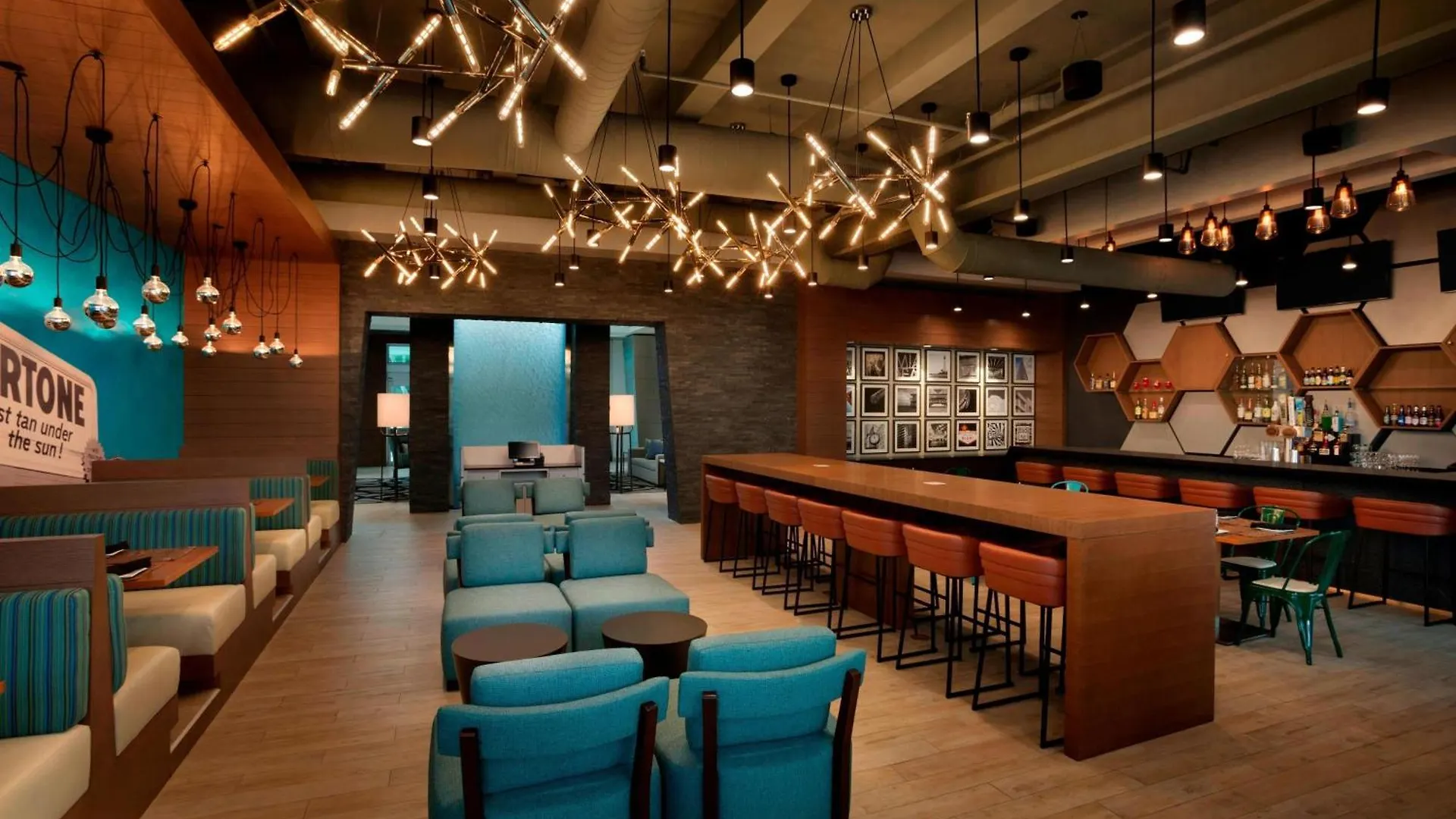 Hotel Four Points By Sheraton Miami Airport 3*