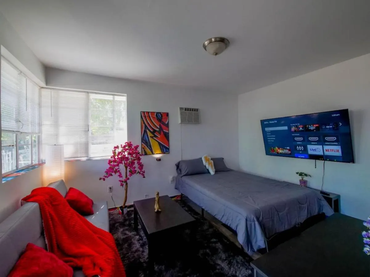 Stylish - Edgewater Miami