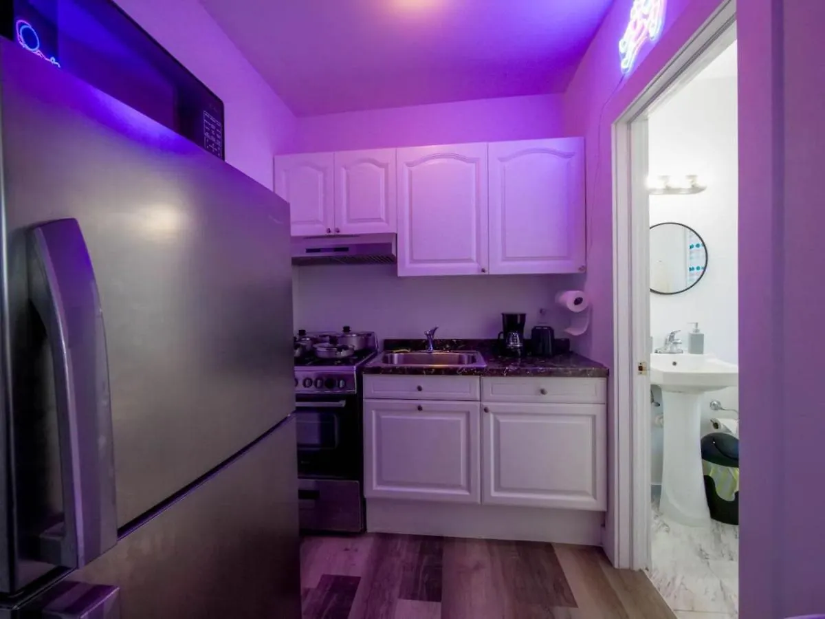 Apartment Stylish - Edgewater *