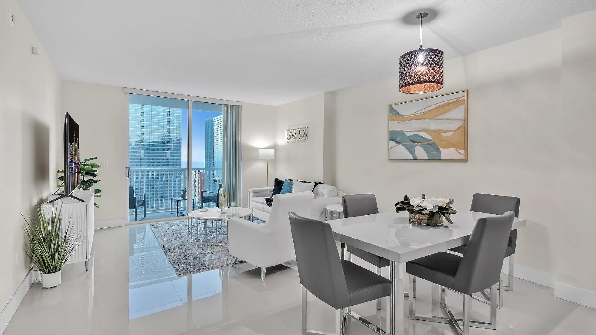 Apartment Beautiful 1 Bedroom Overlooking The Ocean And Downtown Brickell *