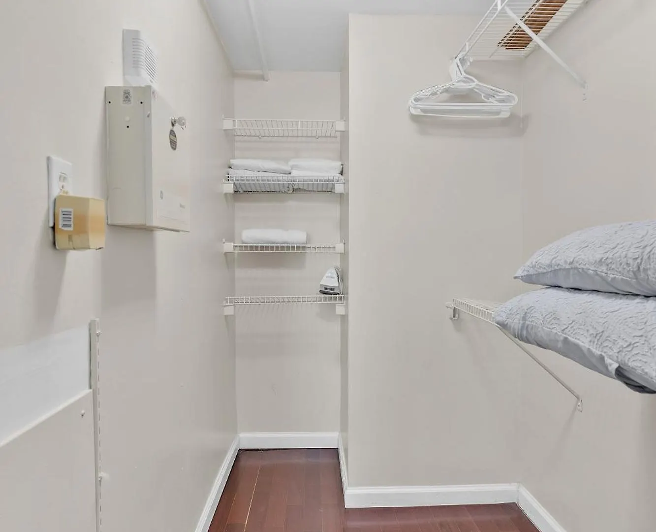 Beautiful 1 Bedroom Overlooking The Ocean And Downtown Brickell