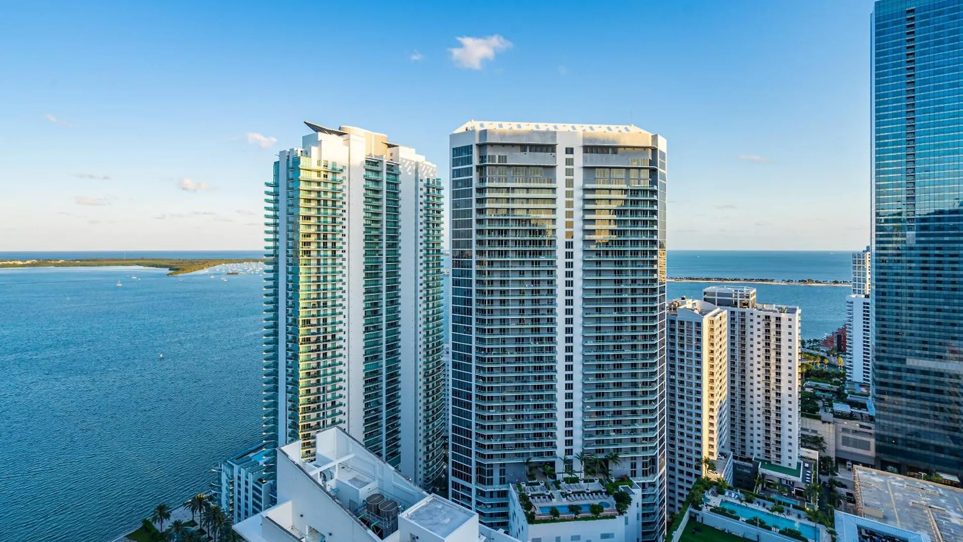 Apartment Beautiful 1 Bedroom Overlooking The Ocean And Downtown Brickell Miami