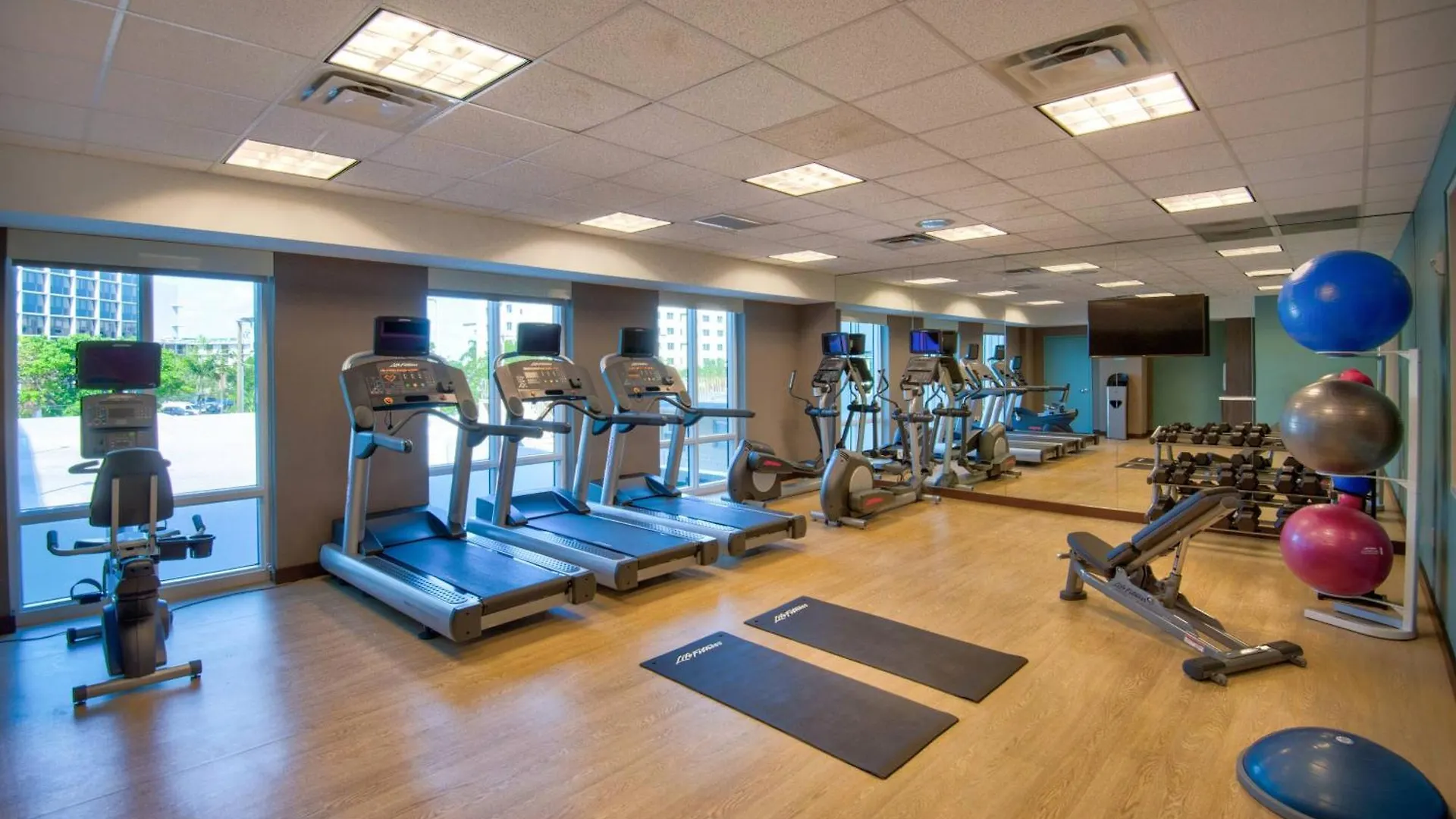 Towneplace By Marriott Airport Hotell
