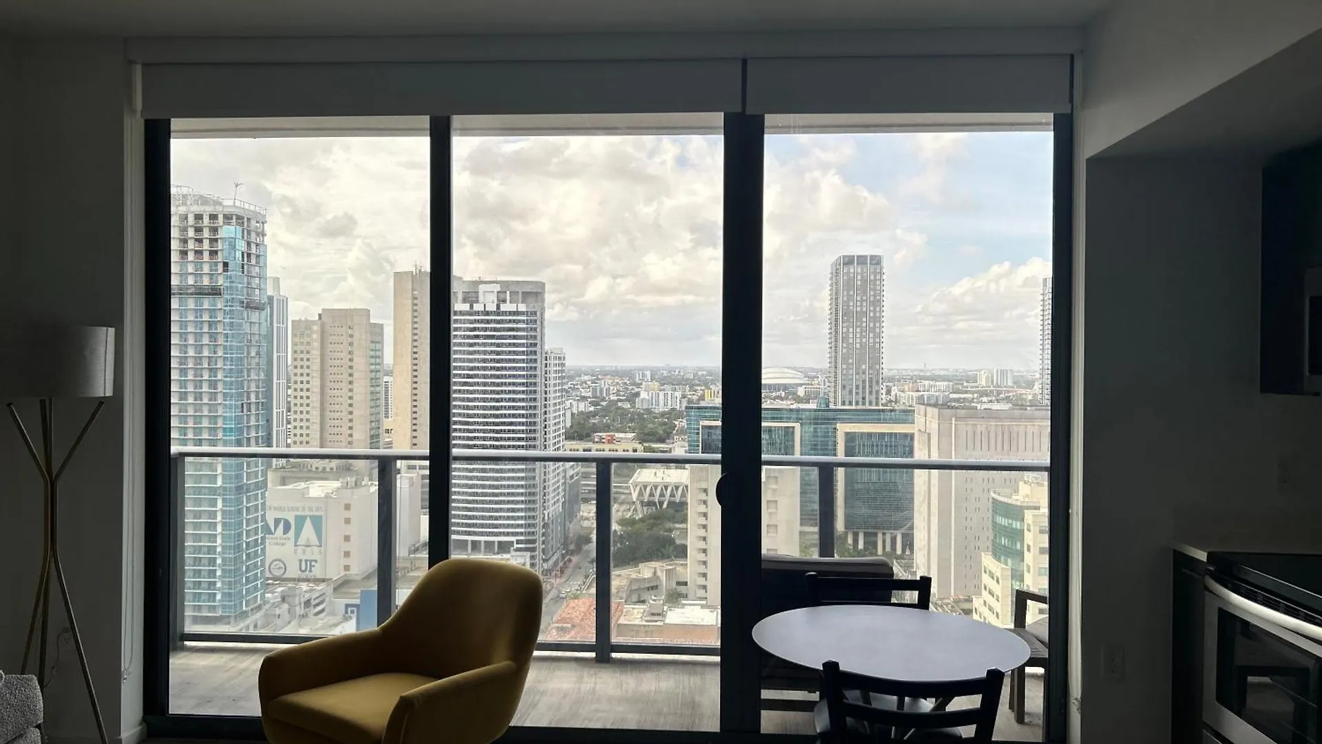 Luxury High Rise Apartment *