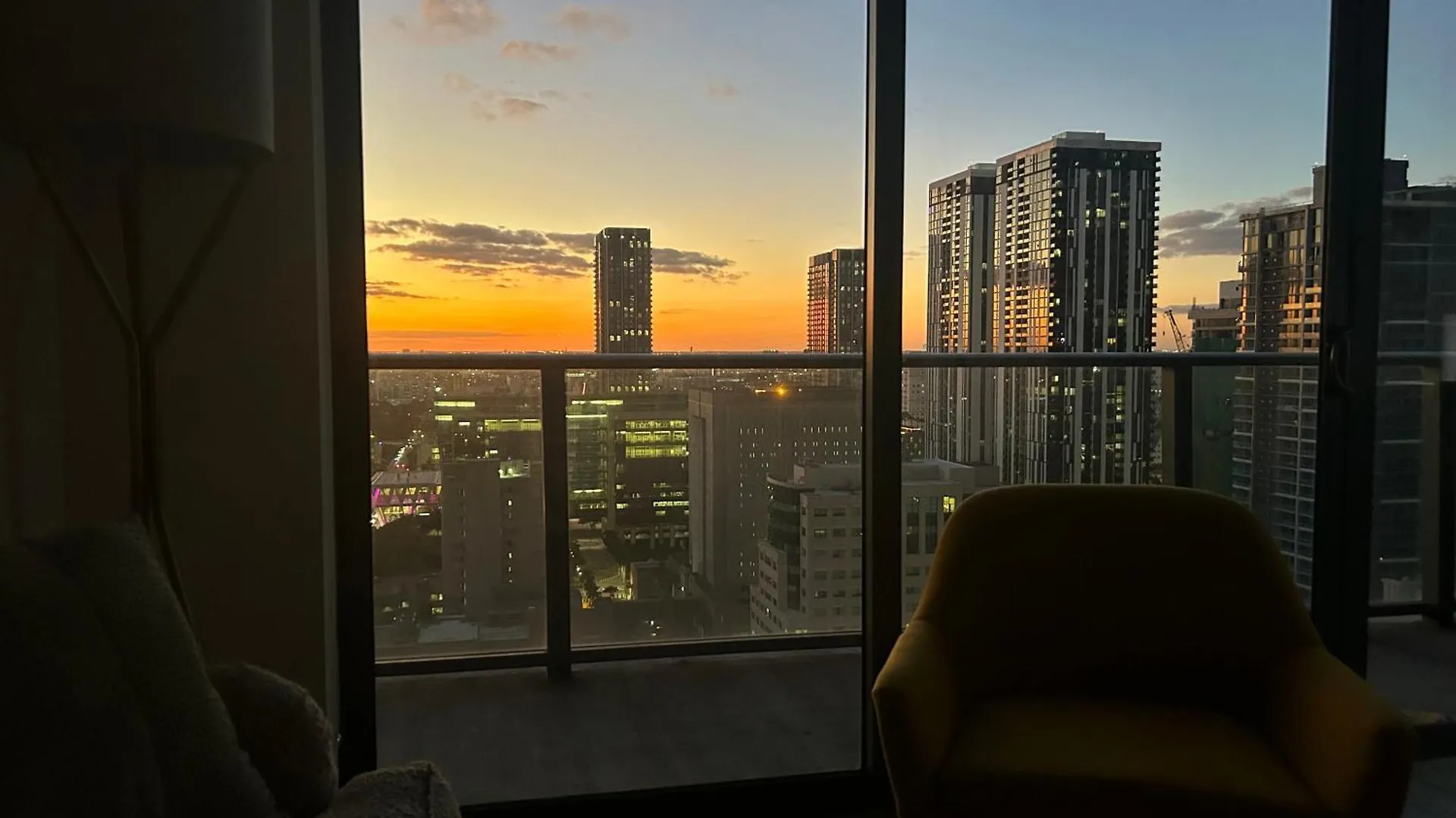 Luxury High Rise *