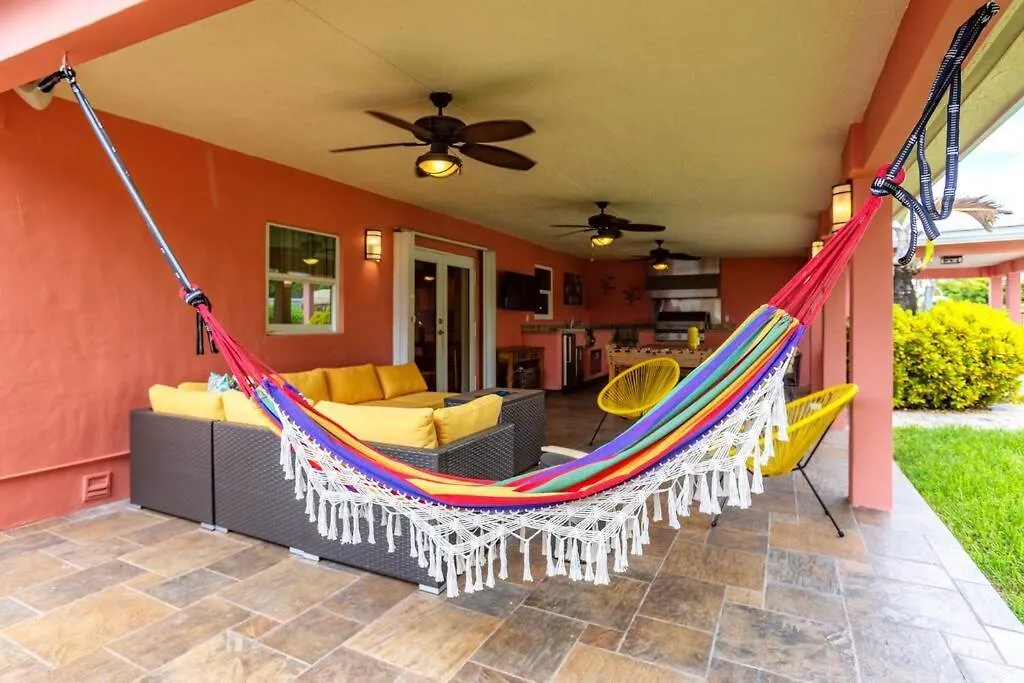 Casa Mexican - Big Pool - Hot Tub - Fits 12 Holiday home Miami