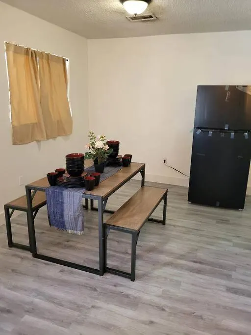Newly Renovated 3 Bedroom / 1 Bath! Apartment Miami