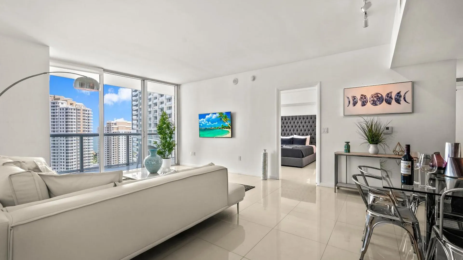 Apartment Magnificent Unit With Priceless Views W Icon