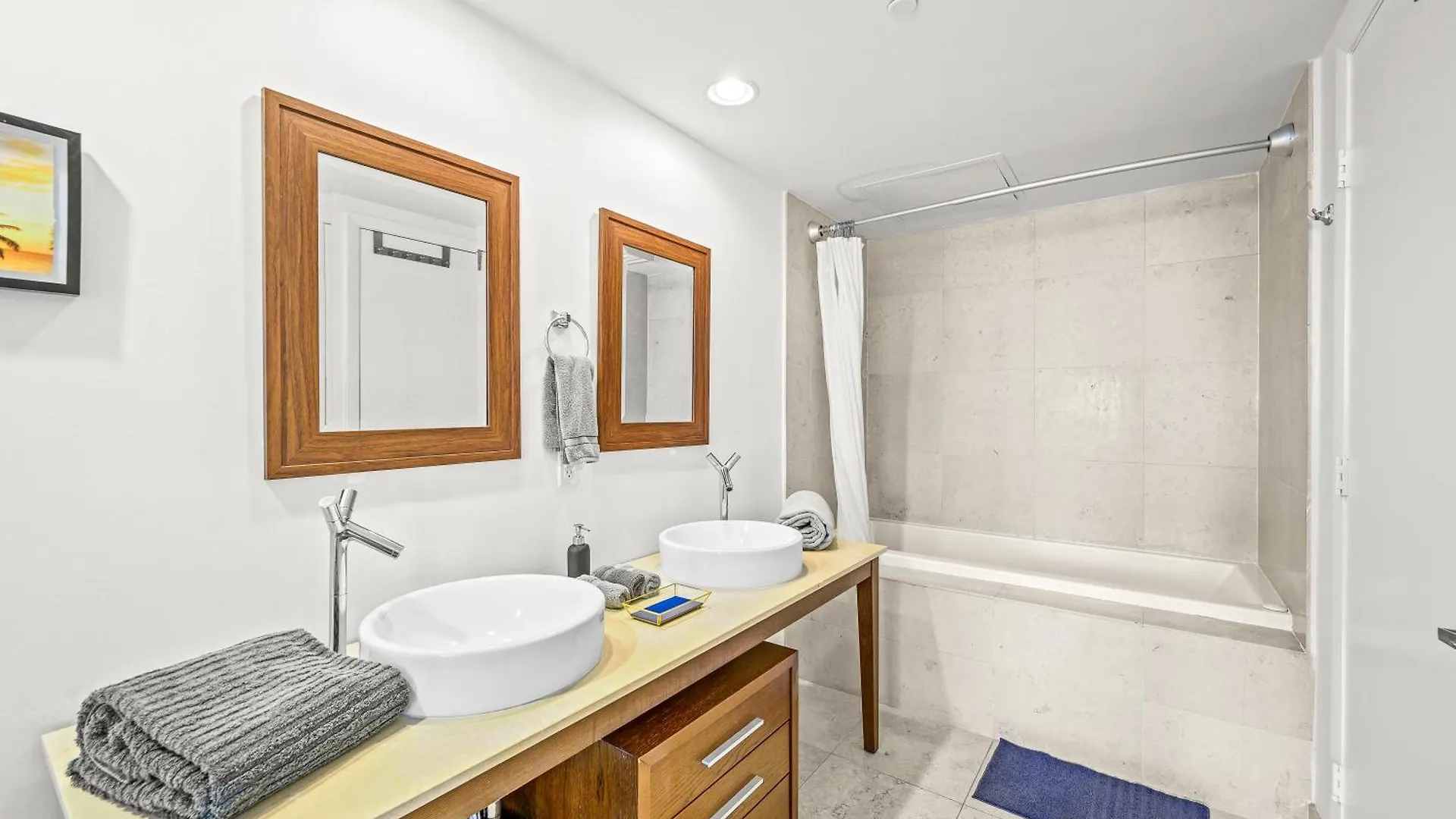 Magnificent Unit With Priceless Views W Icon *