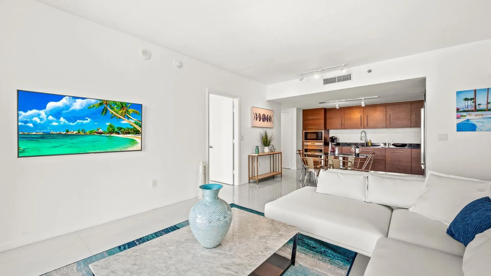 Magnificent Unit With Priceless Views W Icon
