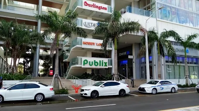 Hostel International - Airport - Downtown- Wynwood - Little Havana Women Only - Men Only - No Mix Dorms