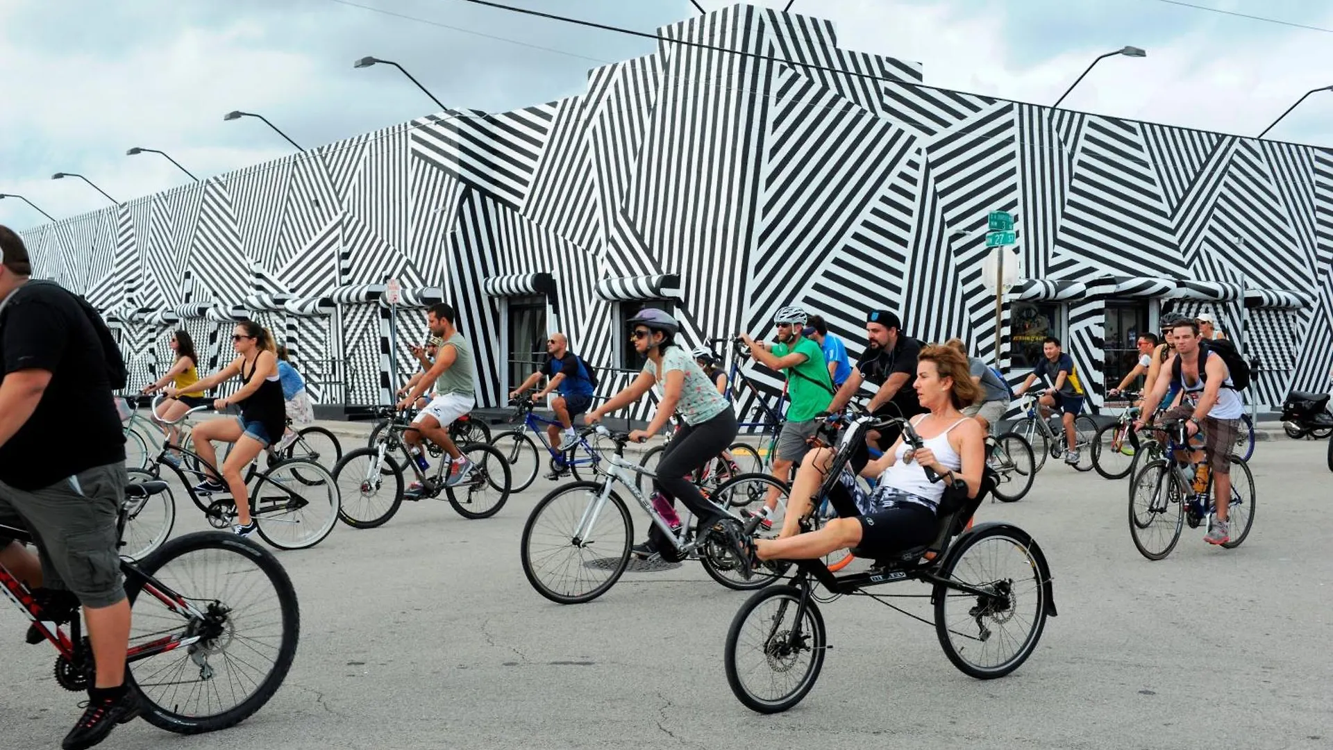 Hostel International - Airport - Downtown- Wynwood - Little Havana Women Only - Men Only - No Mix Dorms *