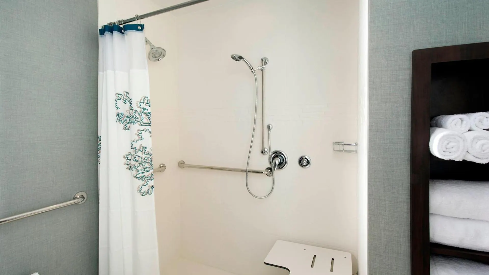 Hotel By Marriott Miami Airport West/doral