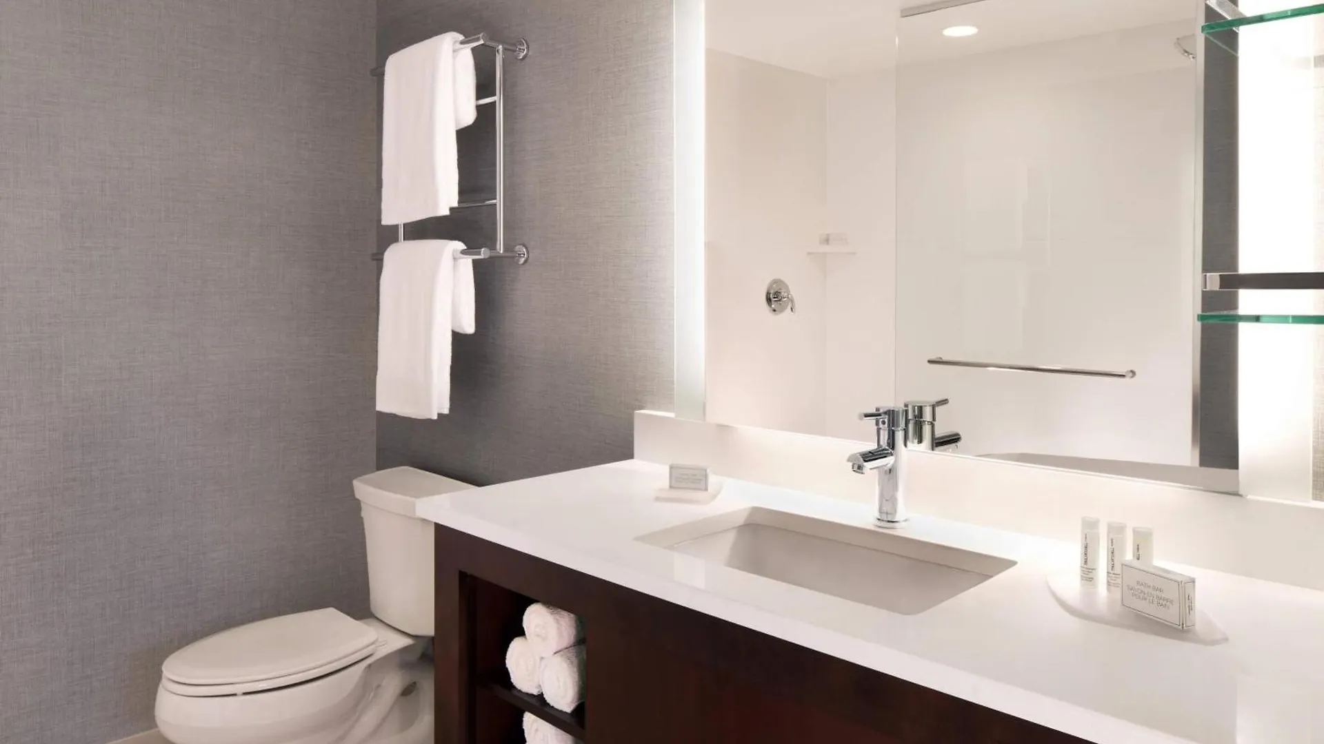 Hotel By Marriott Miami Airport West/doral 3*