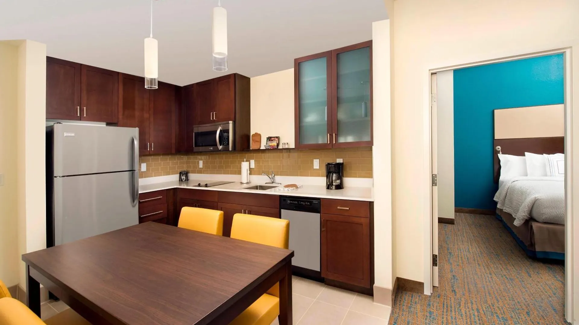 Hotel By Marriott Miami Airport West/doral