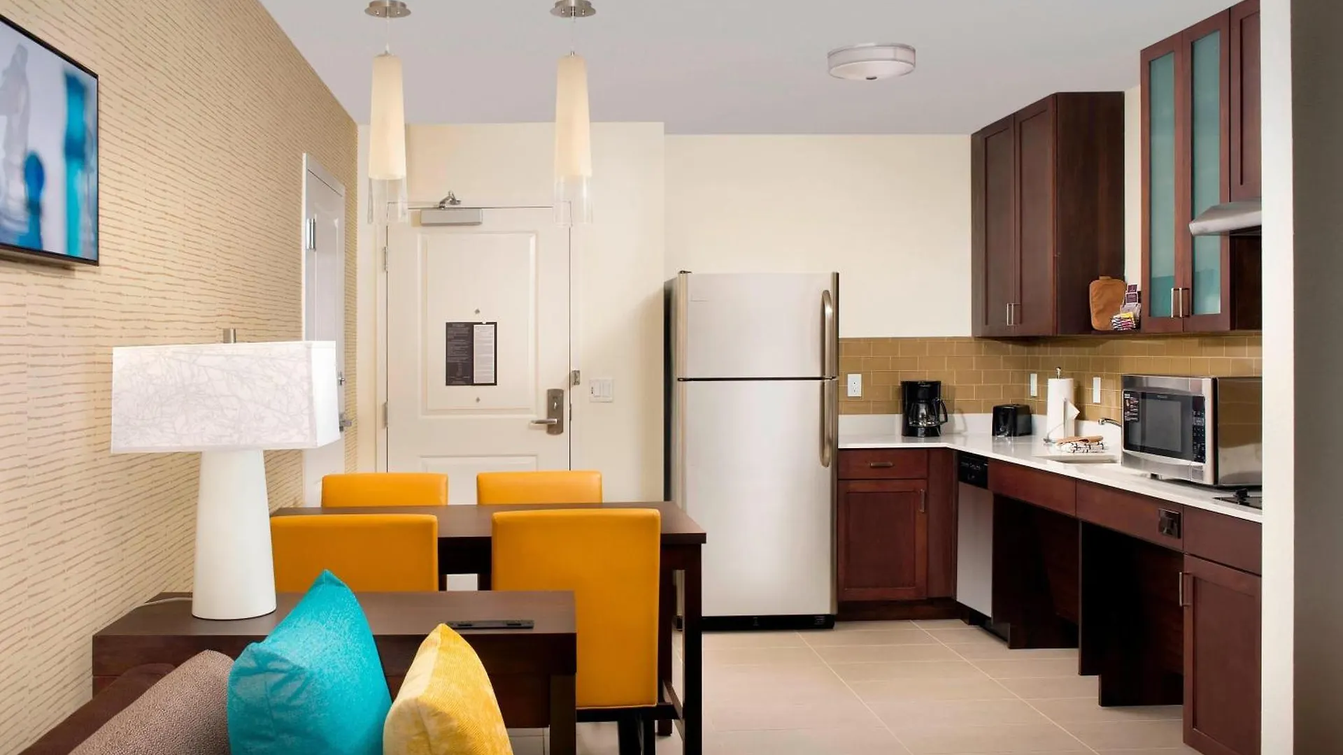 By Marriott Miami Airport West/doral 3* Doral