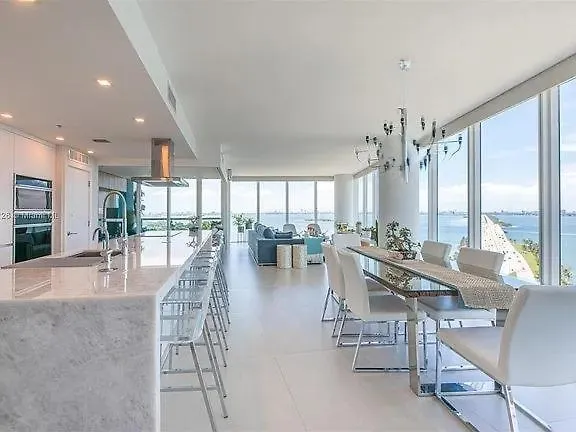 Spacious Corner With Stunning Bay Views