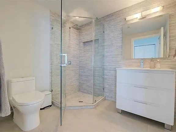Appartement Spacious Corner With Stunning Bay Views *