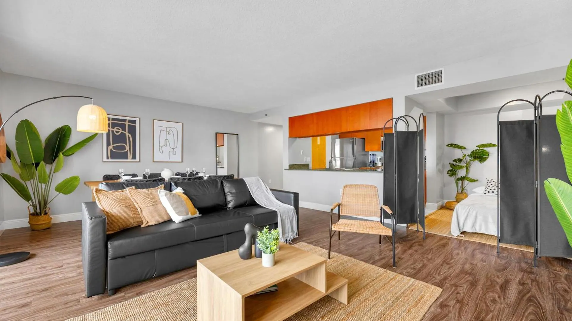 Apartment The Amenities In One-site Miami