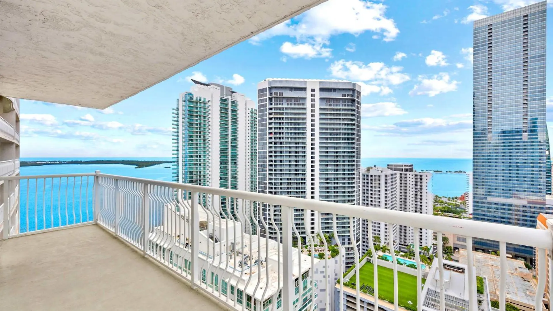 The Amenities In One-site Miami