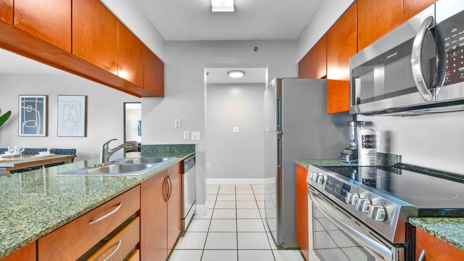 Apartment The Amenities In One-site