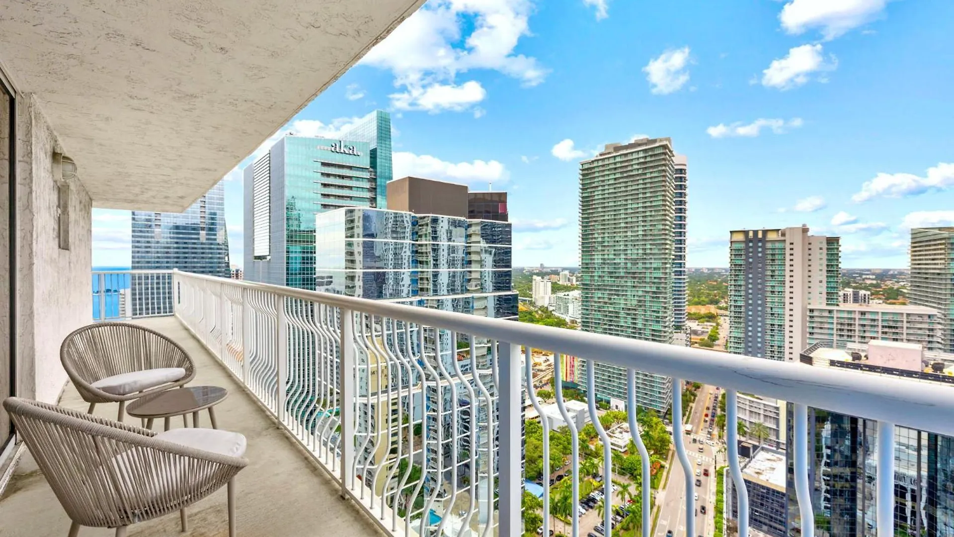The Amenities In One-site Apartment *
