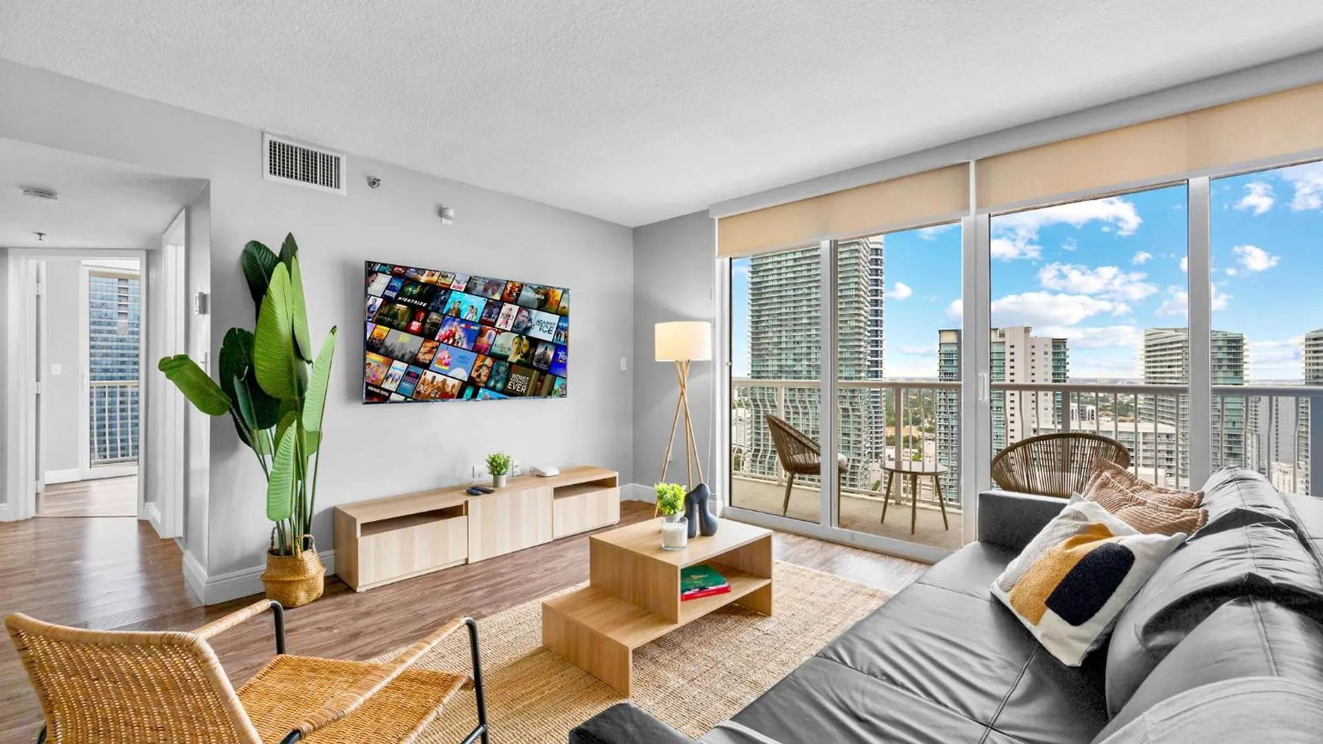 The Amenities In One-site Miami