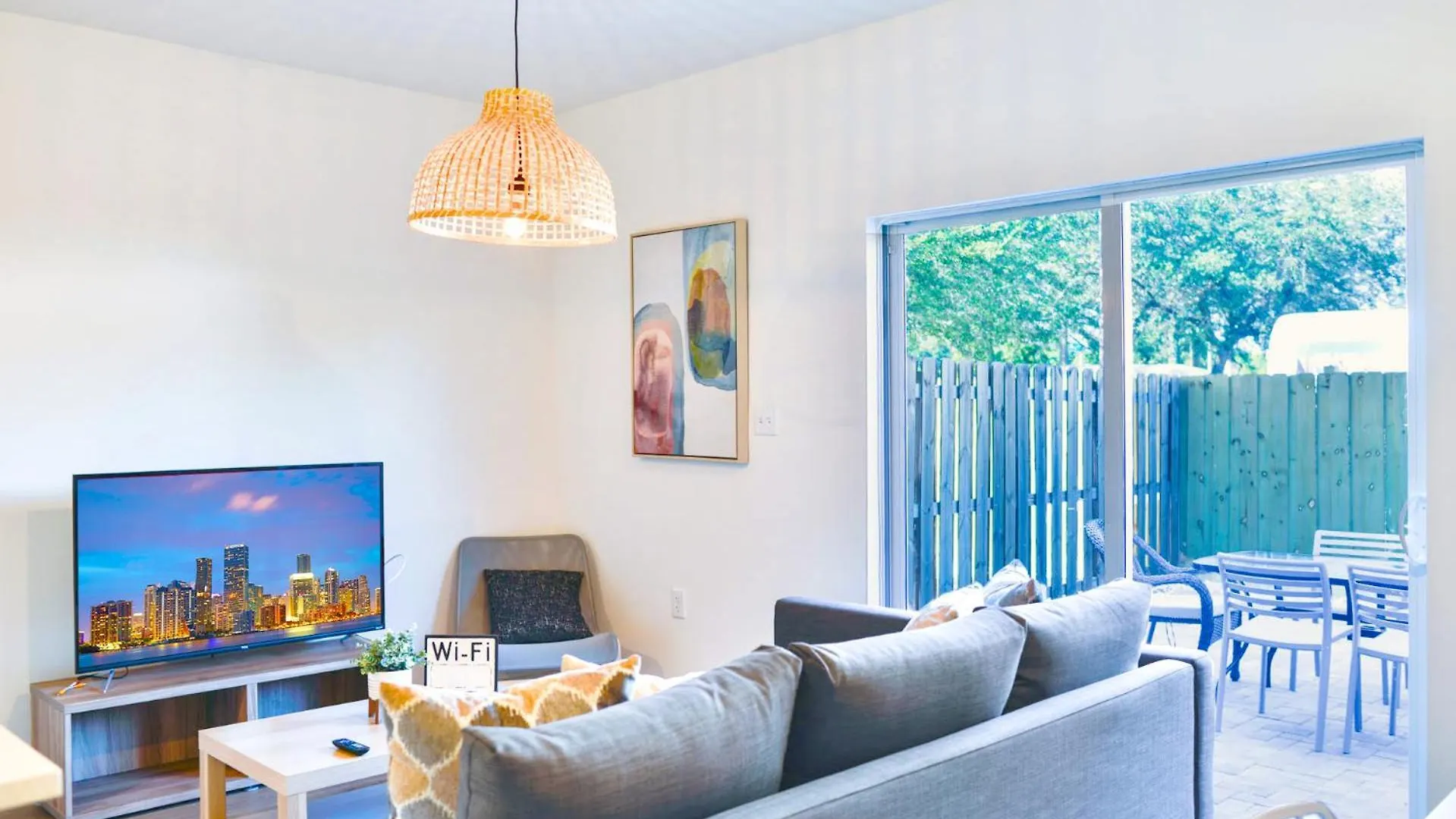 Relax And Enjoy Of In Cozy Duplex