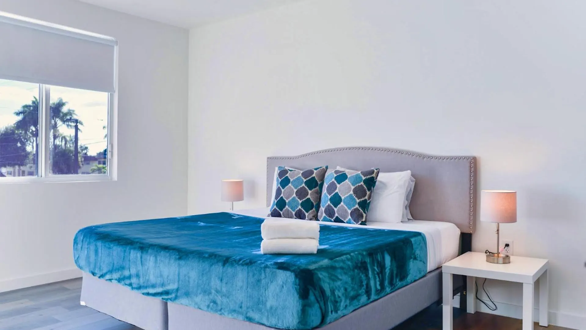 Relax And Enjoy Of In Cozy Duplex *