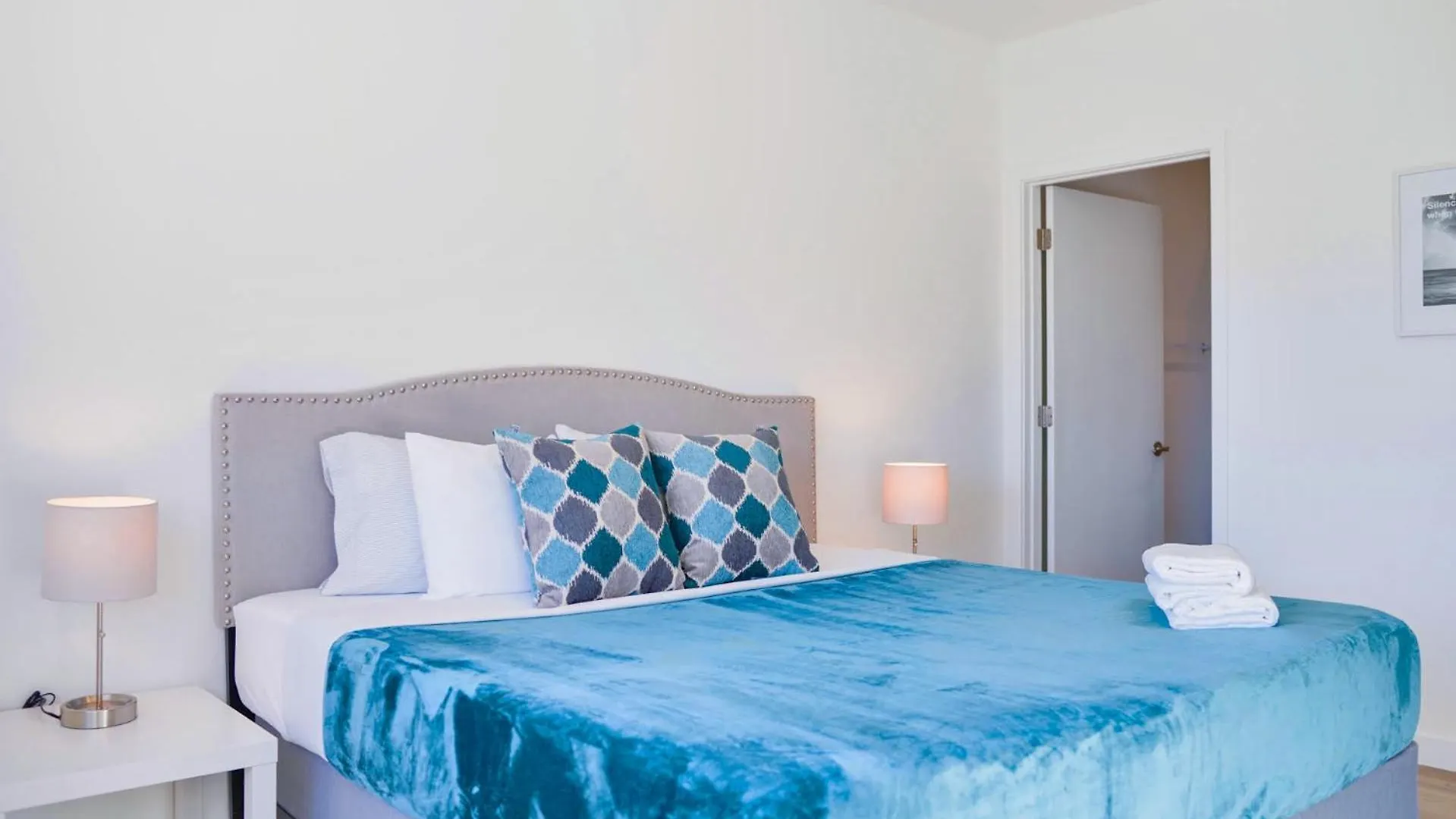 Relax And Enjoy Of In Cozy Duplex *