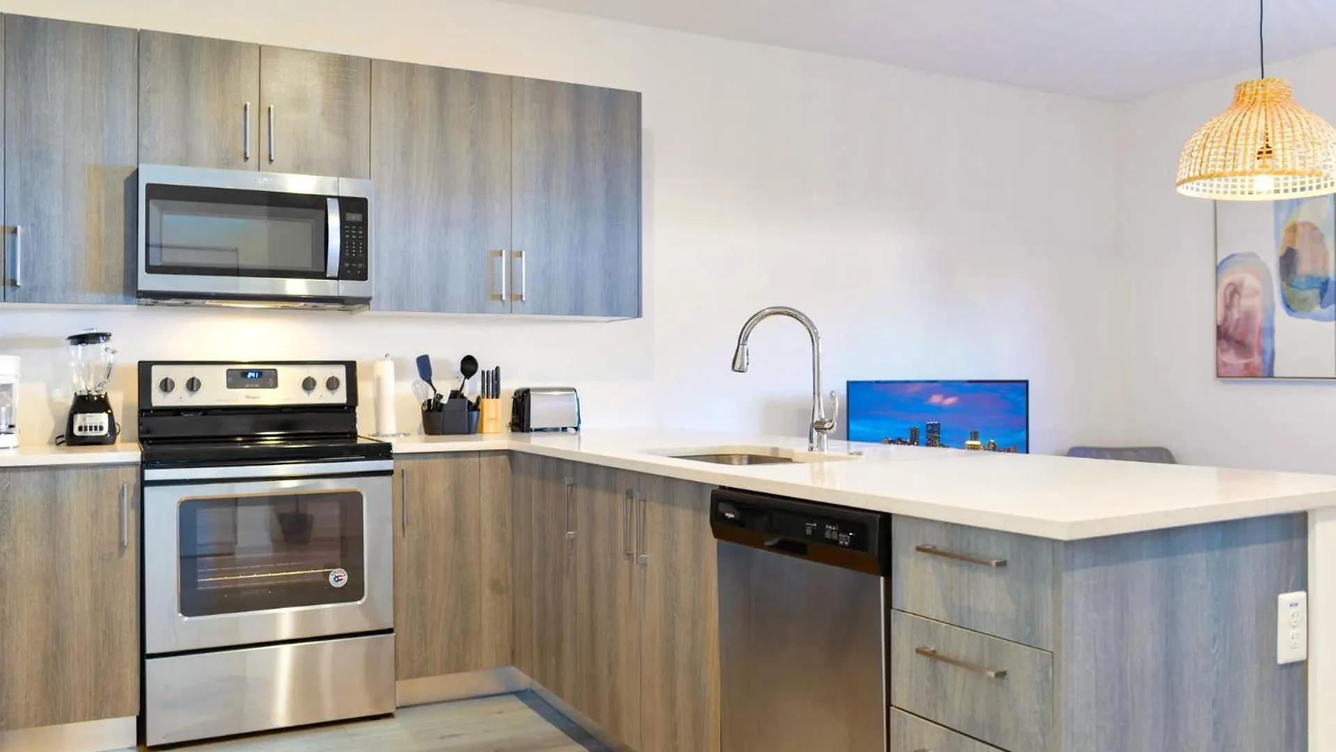 Relax And Enjoy Of In Cozy Duplex Miami